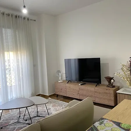 In The Center Of The 6 Minutes Walk From The *