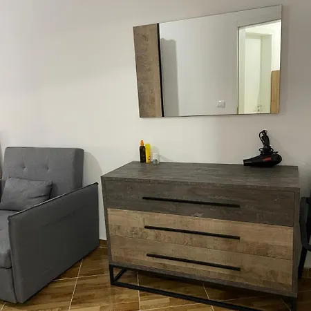 Appartement In The Center Of The 6 Minutes Walk From The *