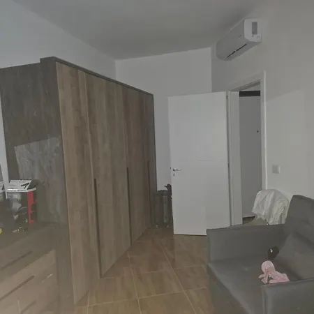 Apartmán In The Center Of The 6 Minutes Walk From The *